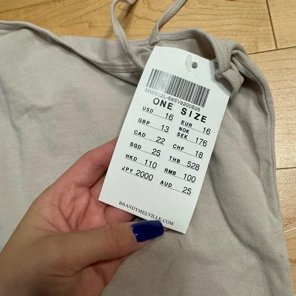 nwt brandy melville tank top - Picture 2 of 2